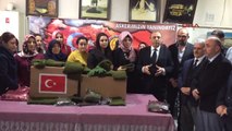 Kocaeli Afrin'deki Askerler İçin Ördüler
