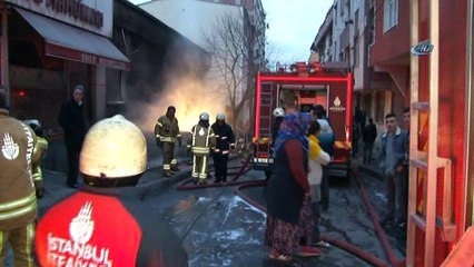 Ayakkabı imalathanesinde yangın...Çıkan yangında 1 kişinin yüzü yandı