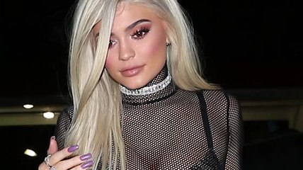 Kylie Jenner posts first post baby snap