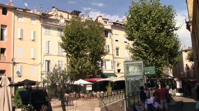 Aix-en-Provence-Place des cardeurs