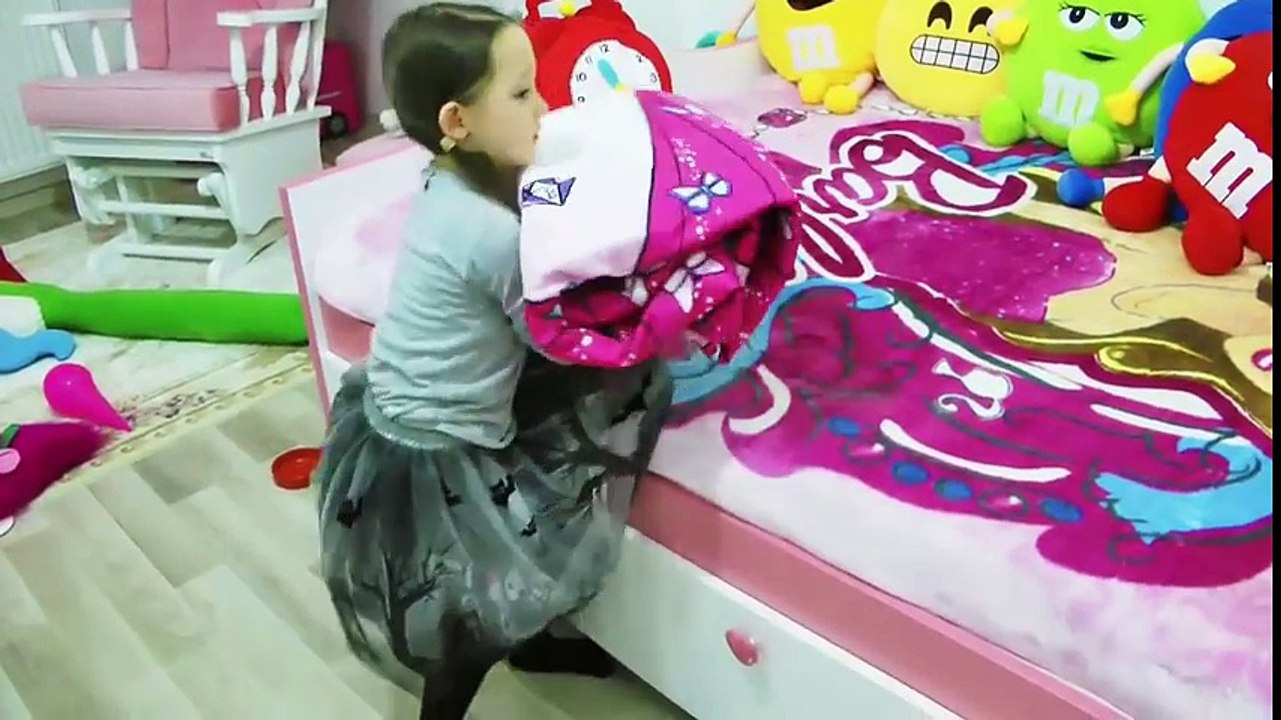 ÖYKÜ DİŞLERİNİ FIRÇALIYOR I'm brushing my teeth funny Kids and Channel
