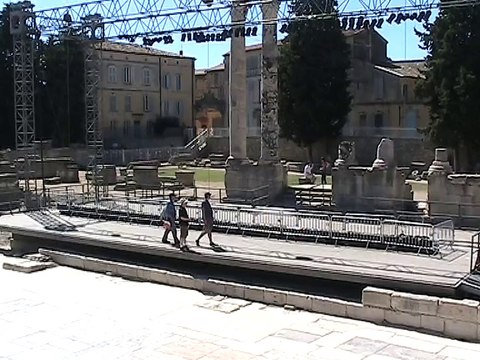 Arles-Théatre antique (4)