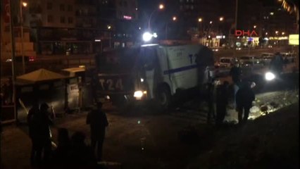 Diyarbakır'da Polis Noktasına El Yapımı Patlayıcı ile Saldırı