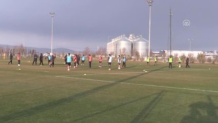 Özdilek: "Evimizdeki Tüm Müsabakalarda Favori Biziz"