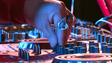 DJ Waka-Persona 3, 4, 5, Arena, Dancing