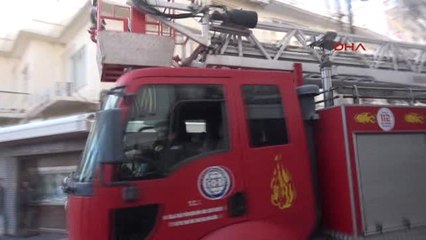 Marmaris'teki Kapalı Çarşı'da Çıkan Yangın Paniğe Neden Oldu