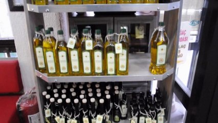 Zeytinyağını satmakta zorlanan üreticinin imdadına ziraat odası yetişti