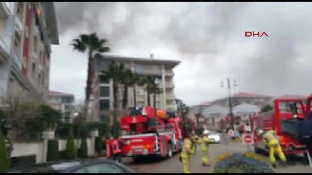 Lüks Sitedeki Daire Alev Alev Yandı