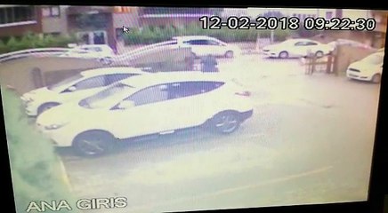 Alacak verecek kavgasında silahını konuşturdu