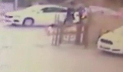 Silahlı alacak verecek kavgası kamerada