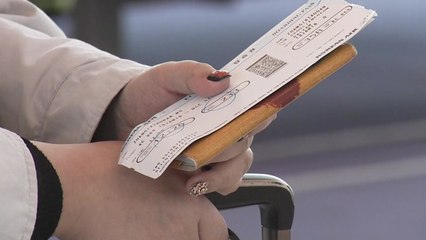 설연휴 "고향 대신 해외로"...인천공항 '북적' / YTN