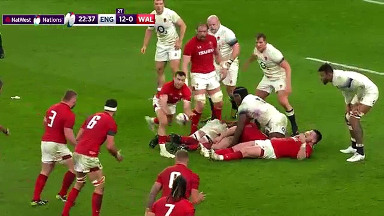 L'essai refusé à Gareth Anscombe face à l'Angleterre