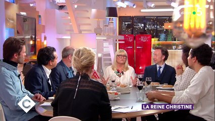 Fou rire incontrôlable de Nicolas Sarkozy dans "C à vous" : Christine Bravo dit tout !