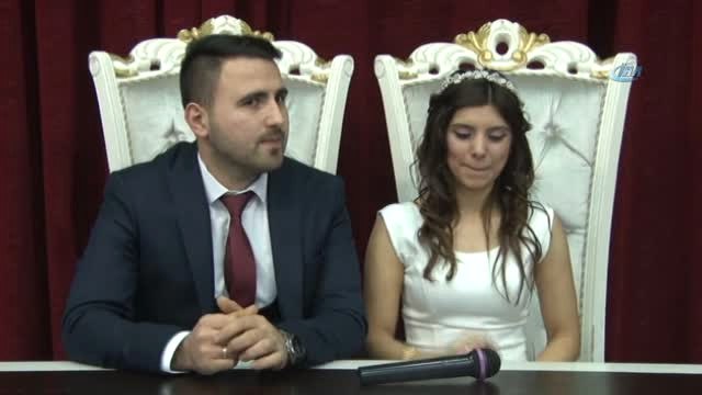 14 Şubat Sevgililer Günü'nde Mutluluğa 'Evet' Dediler