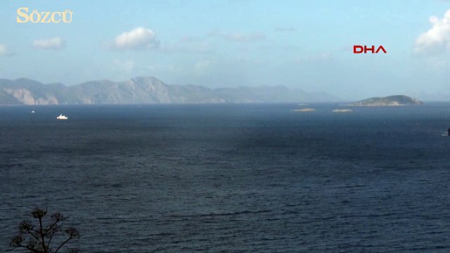 Türk-Yunan savaş gemileri Kardak kayalıklarından ayrılmadı