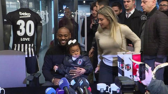 Beşiktaş'tan Brezilyalı futbolcusu Love için imza günü - İSTANBUL