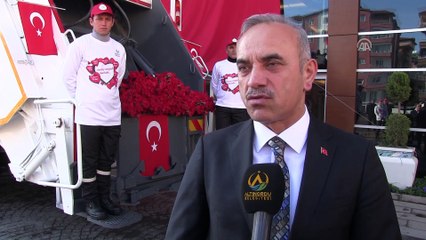 Sevgililer Günü'nde karanfil ve bayrak dağıtıldı - ORDU