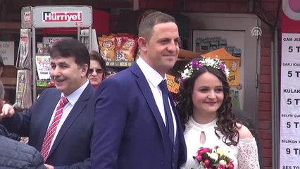 Zeytin Dalı Harekatı'nda Görevli Askere İlçe Meydanında Nikah Sürprizi