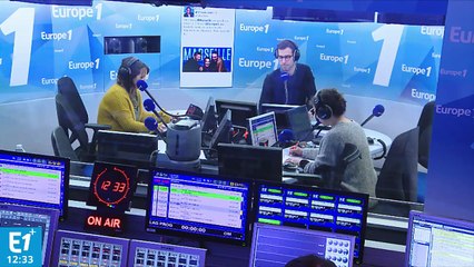 Macron à Villeneuve-Saint-Georges : "Il était où pendant deux semaines ?"