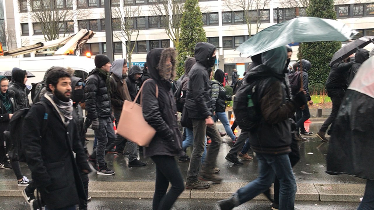 Manifestation contre le Plan Étudiants