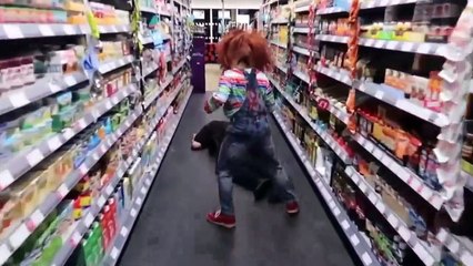 Baby Victoria and Annabelle Are so scared from chucky