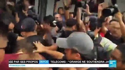 Expulsés de Malaisie car leur nudisme en altitude aurait "causé un séisme"