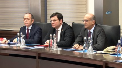 Kılıçdaroğlu, yeni MYK üyeleriyle bir araya geldi