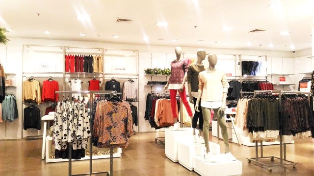 Marks & Spencer, İngiltere'de 14 Mağazasını Kapatacak