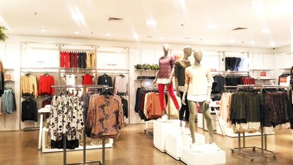 Marks & Spencer, İngiltere'de 14 Mağazasını Kapatacak