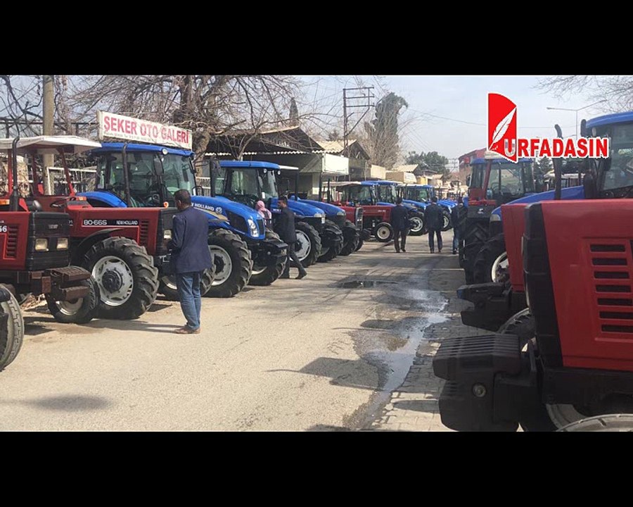 Urfa'da Çiftçiler Traktörünü Satıyor
