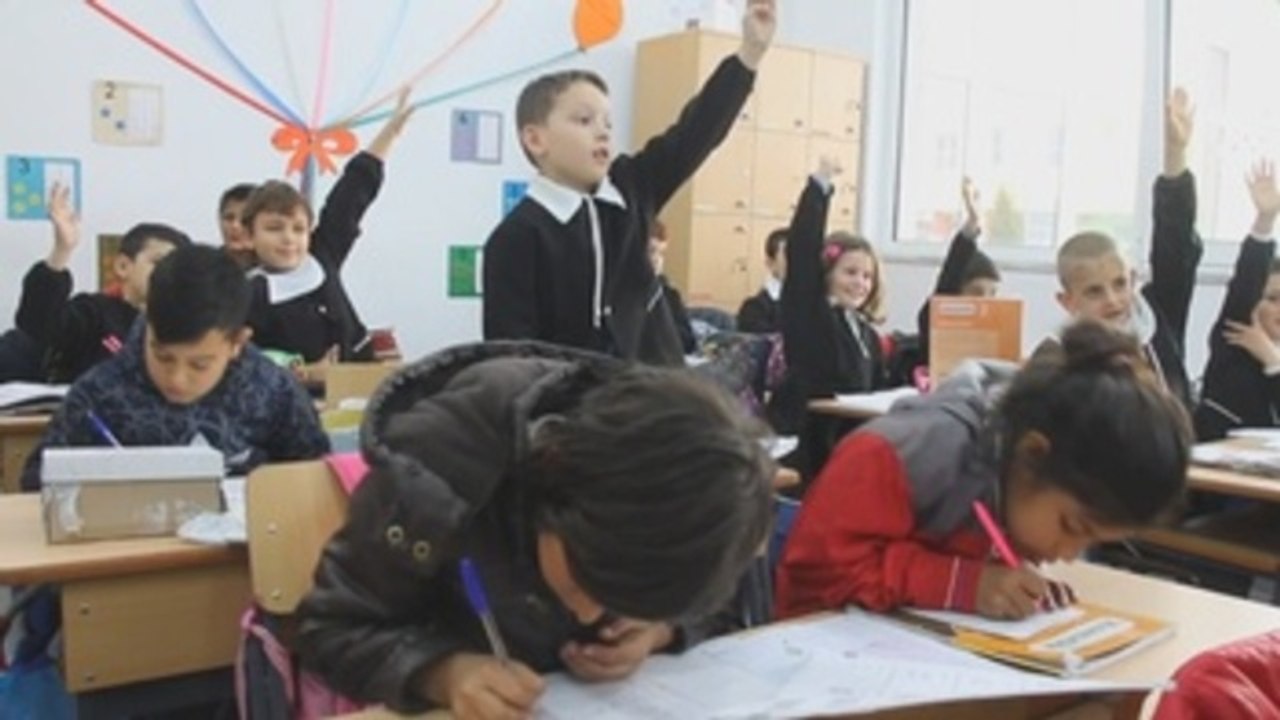 Una escuela con fondos de la UE en lugar de búnkeres