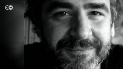 Após um ano de prisão, jornalistas da DW pedem libertação de colega