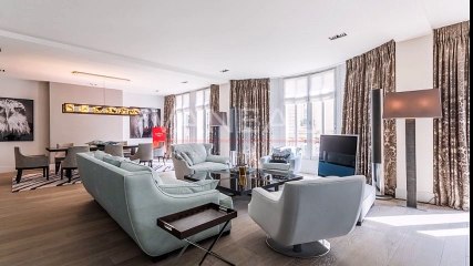 A vendre appartement à Paris Arc de triomphe