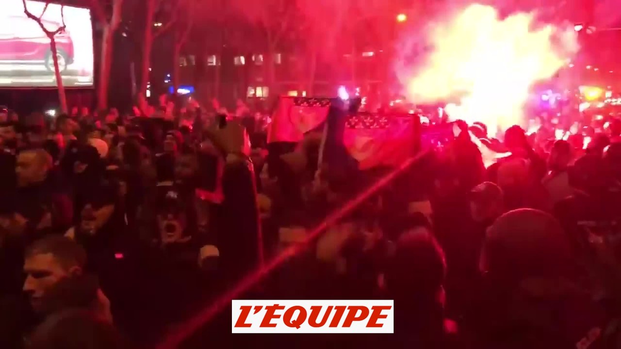 Foot - C1 : Les supporters du PSG mettent l'ambiance dans les rues de Madrid