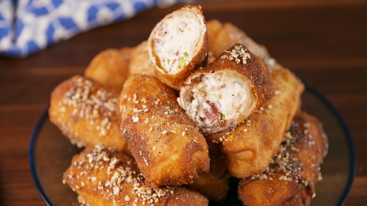 These Egg Rolls Taste Like Bagels!