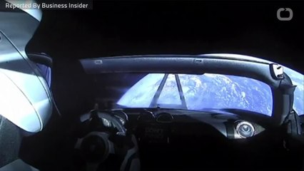 FCC Backs SpaceX's Plan To Build Global Broadband Network