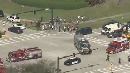 美 고교에 또 총격... "20~50명 부상" / YTN