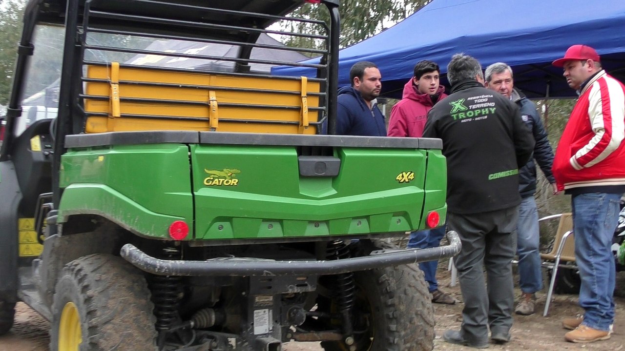 X-TROPHY CORUCHE 2018 - Passagem pelo parque de equipas