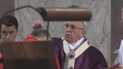 El papa pide vencer "los demonios" de la desconfianza y apatía en la Cuaresma