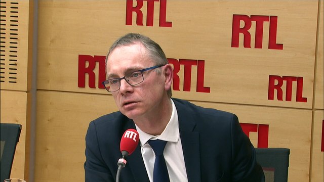 Jean-Marc Huart botte en touche sur la question de la fermetures d'écoles en zones rurales