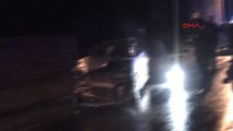 Aydın'da Otomobil, Polis Aracına Çarptı 2 Polis Yaralı