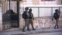 Israel detains 30 Palestinians in West Bank, East Jerusalem raids