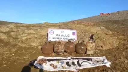 Van'da, PKK'ya Ait Silah, Mühimmat ve Patlayıcı Ele Geçirildi