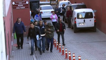 Dolandırıcıların FETÖ yalanına kandılar 90 bin TL'lik ziynet eşyası verdiler