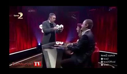 Kelime oyunu'nda soruyu görmeden doğru cevabı veren yarışmacı, şoke etti