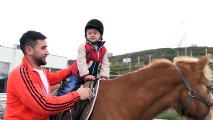 Engelli çocuklara atlı terapi - SAMSUN