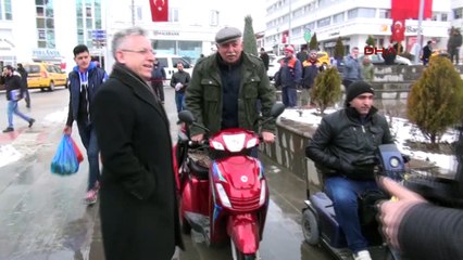 Akülü tekerlekli sandalye şarj istasyonu açıldı