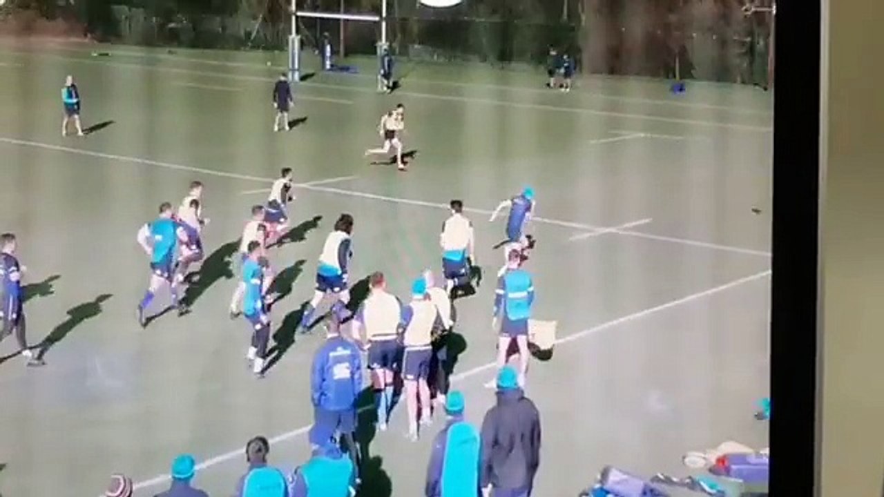 Le geste incroyable de Jordan Larmour