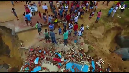 Mar invade bairro e comunidade pede ajuda