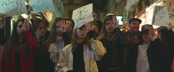 Alice et Moi - Il y a (Clip Officiel)